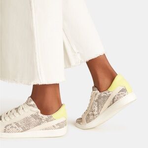 Dolce Vita Nino Sneakers Snakeskin Neon Back